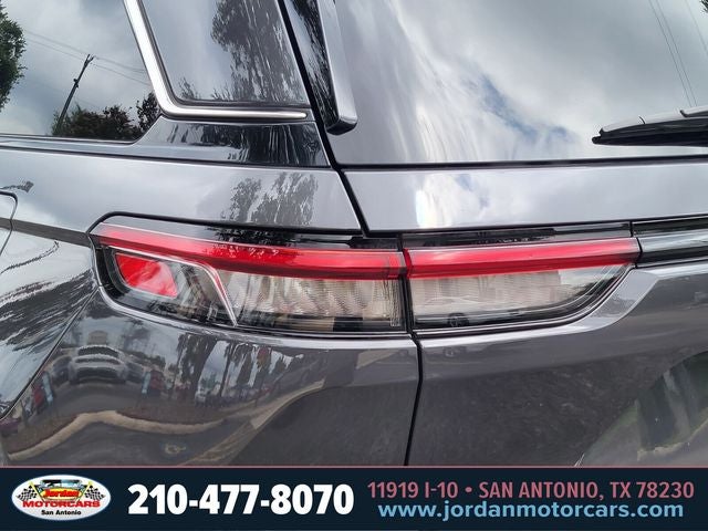 2025 Jeep Grand Cherokee Laredo X 4x2