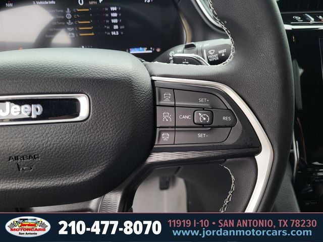 2025 Jeep Grand Cherokee Laredo X 4x2