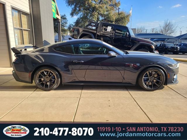 2024 Ford Mustang Dark Horse