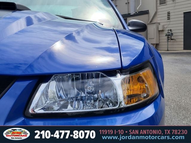 2003 Ford Mustang Mach 1 Premium