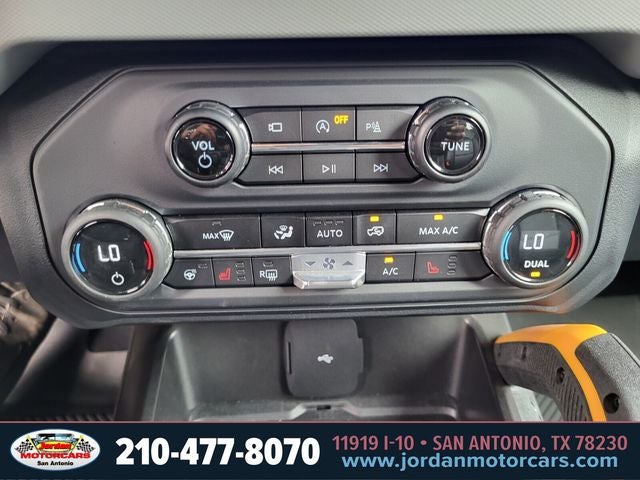 2023 Ford Bronco Badlands LUX PKG.