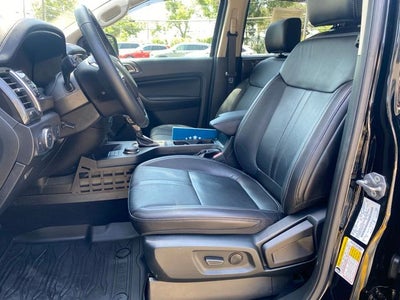 2022 Ford Ranger Lariat Black Appearance Pkg 501A