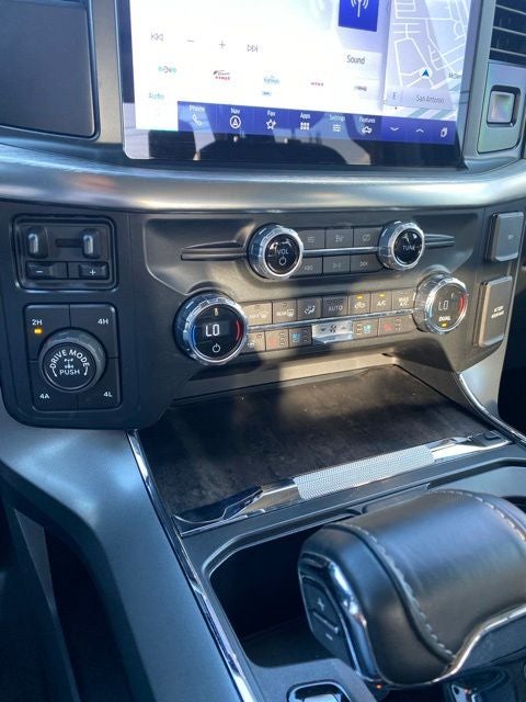 2021 Ford F-150 Lariat BADLANDER PKG.