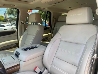 2019 GMC Yukon Denali Ultimate Package