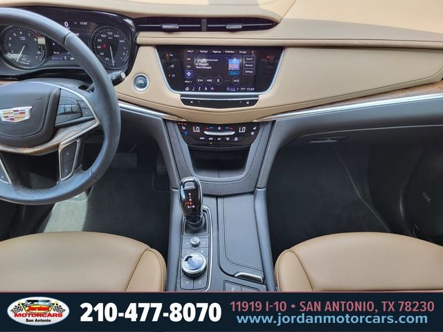2022 Cadillac XT5 Premium Luxury Platinum Pkg.