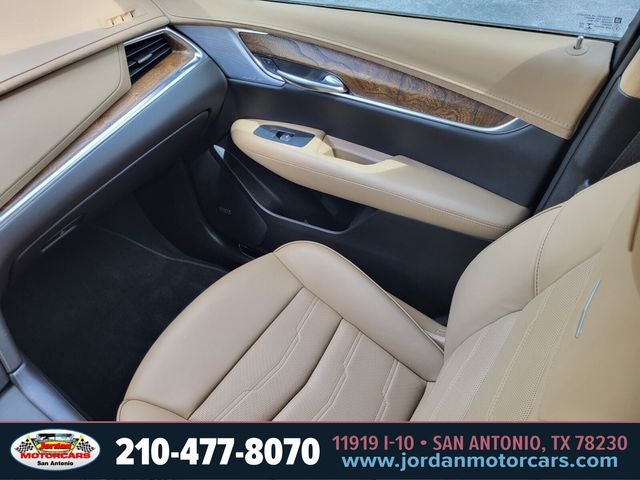 2022 Cadillac XT5 Premium Luxury Platinum Pkg.
