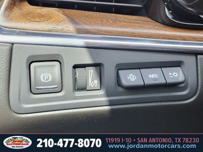 2022 Cadillac XT5 Premium Luxury Platinum Pkg.