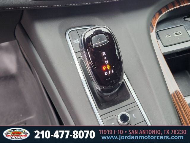 2023 Cadillac Escalade ESV Premium