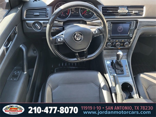 2018 Volkswagen Passat 2.0T SE w/Technology