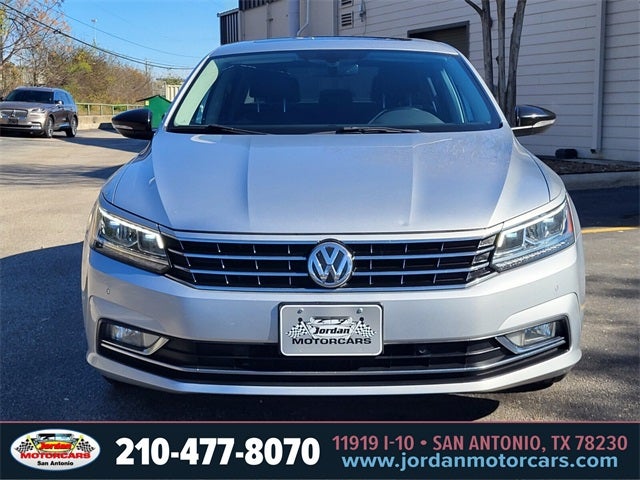 2018 Volkswagen Passat 2.0T SE w/Technology
