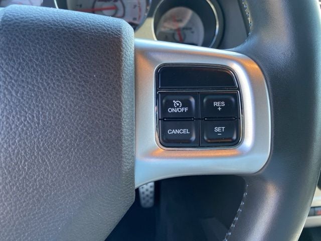 2011 Dodge Challenger SRT8 392 Edition Group