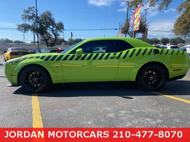 2023 Dodge Challenger R/T Scat Pack Widebody