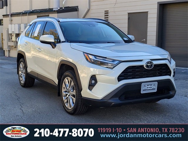 2022 Toyota RAV4 XLE Premium