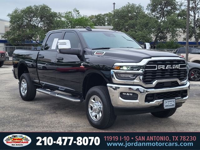 2025 RAM 2500 Tradesman CREWCAB 4x4 DIESEL