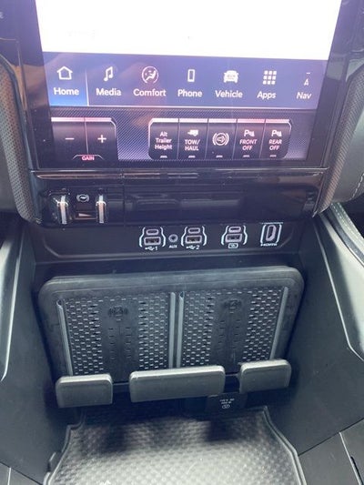 2025 RAM 2500 Limited Mega Cab 4x4