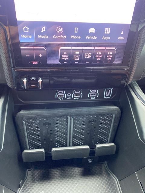 2025 RAM 2500 Limited Mega Cab 4x4