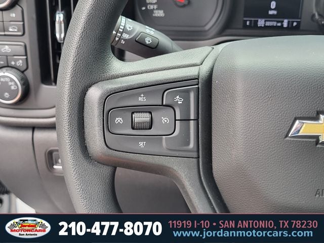 2025 Chevrolet Silverado 1500 Custom