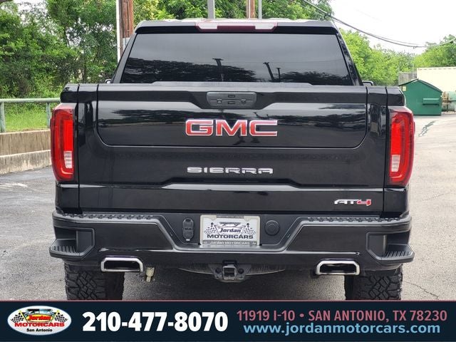 2021 GMC Sierra 1500 AT4