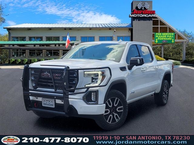 2021 GMC Sierra 4WD Crew Cab Short Box AT4's photo