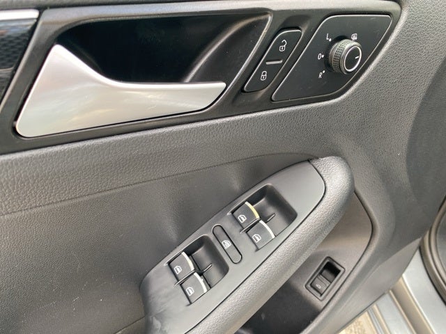 2017 Volkswagen Jetta 1.8T SEL