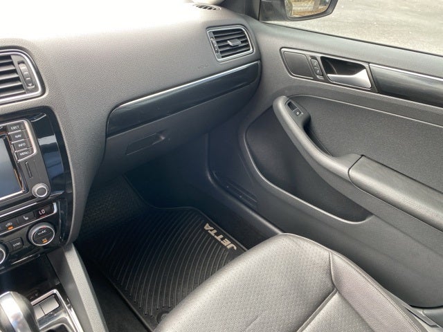 2017 Volkswagen Jetta 1.8T SEL