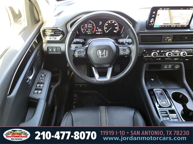 2023 Honda Pilot Touring