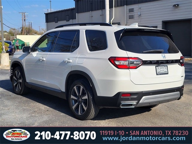 2023 Honda Pilot Touring