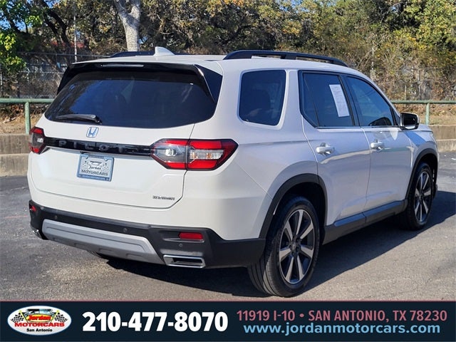 2023 Honda Pilot Touring