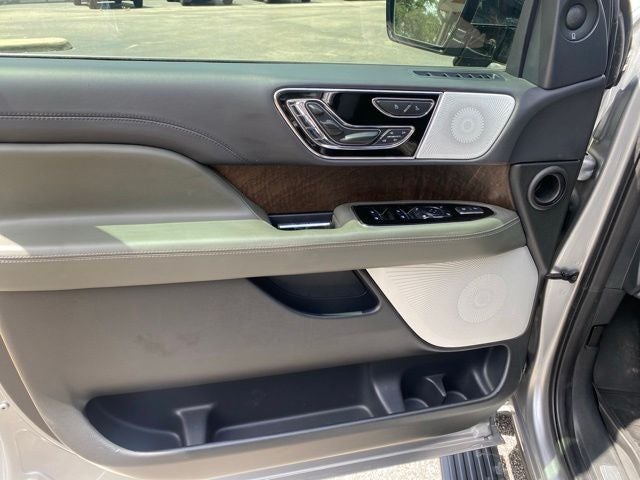 2023 Lincoln Navigator Black Label