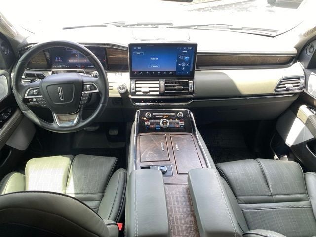 2023 Lincoln Navigator Black Label