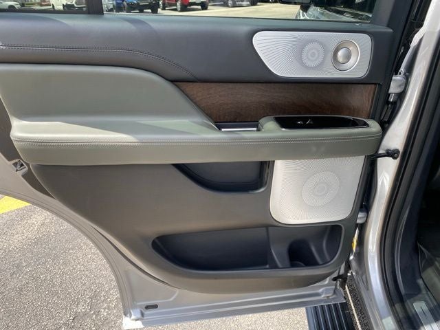 2023 Lincoln Navigator Black Label