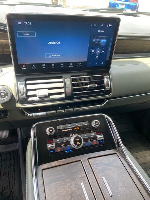 2023 Lincoln Navigator Black Label