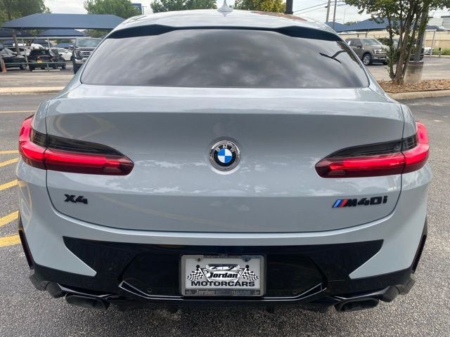 2022 BMW X4 M40i