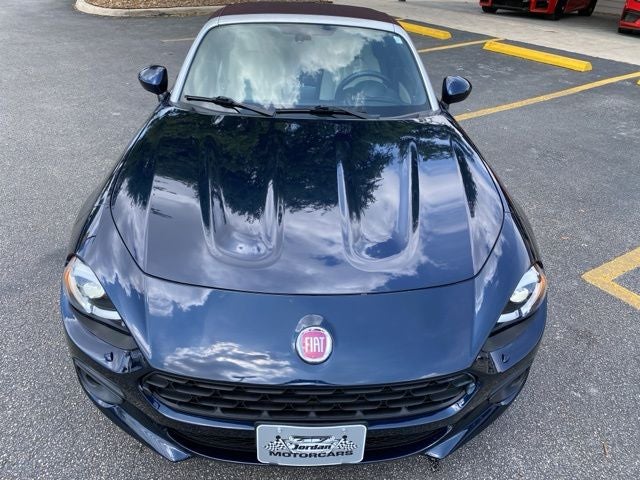 2018 FIAT 124 Spider Lusso Red Top Edition