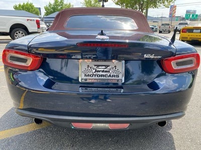2018 FIAT 124 Spider Lusso Red Top Edition