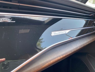 2025 Audi Q7 55 Prestige quattro