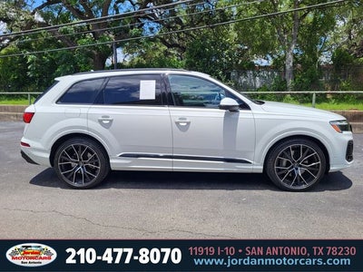 2025 Audi Q7 55 Prestige quattro