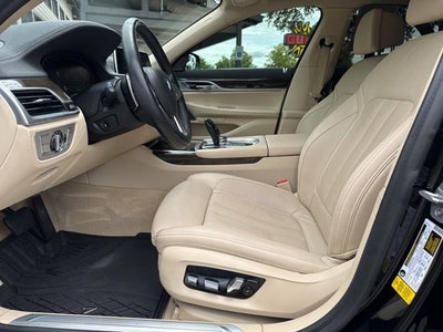 2020 BMW 7 Series 740i