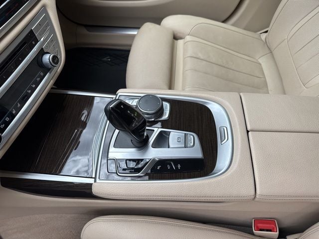 2020 BMW 7 Series 740i