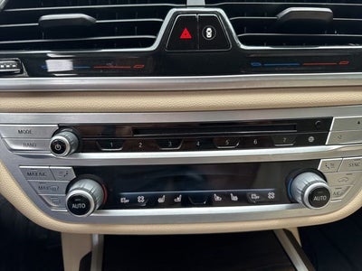 2020 BMW 7 Series 740i