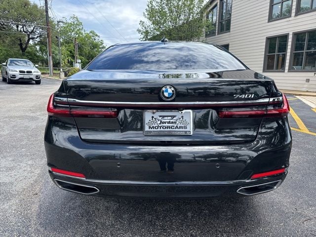 2020 BMW 7 Series 740i